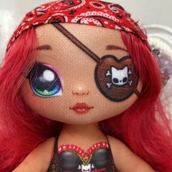 Na! Na! Na! Surprise Fashion Pirate Doll 7” tall Sparkle Series - Picture 16 of 16